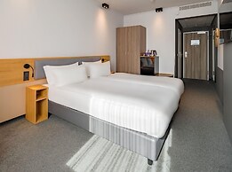 Spark by Hilton Wuppertal City Centre