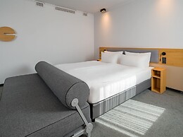 Spark by Hilton Wuppertal City Centre