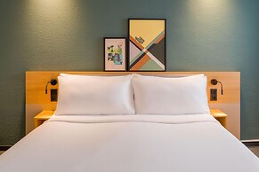 Spark by Hilton Wuppertal City Centre