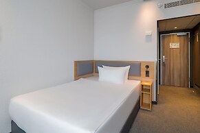 Spark by Hilton Wuppertal City Centre