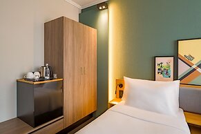 Spark by Hilton Wuppertal City Centre