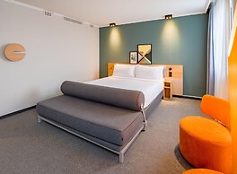 Spark by Hilton Wuppertal City Centre
