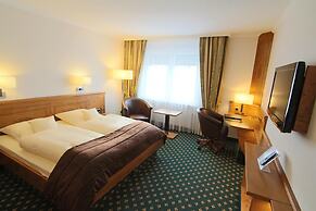 Eden Hotel