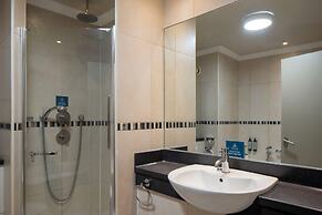 London Croydon Aerodrome Hotel, BW Signature Collection