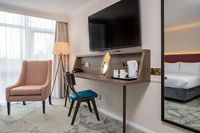 London Croydon Aerodrome Hotel, BW Signature Collection