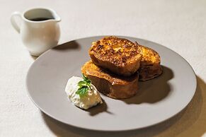 Kobe MerikenPark Oriental Hotel