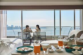 Kobe MerikenPark Oriental Hotel