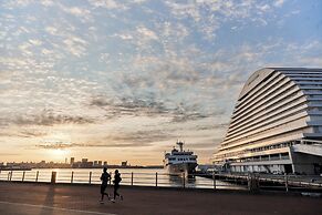 Kobe MerikenPark Oriental Hotel