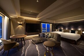 Kobe MerikenPark Oriental Hotel