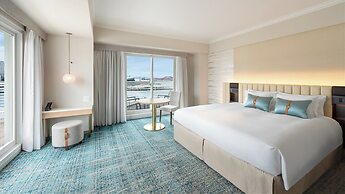 Kobe MerikenPark Oriental Hotel