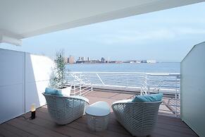 Kobe MerikenPark Oriental Hotel