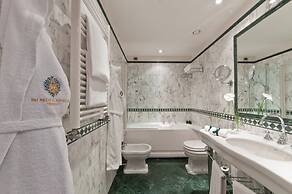 Sina Palazzo Sant'Angelo