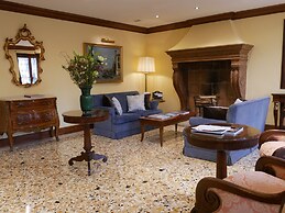 Sina Palazzo Sant'Angelo