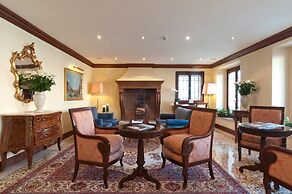 Sina Palazzo Sant'Angelo