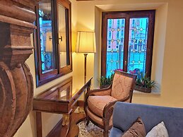 Sina Palazzo Sant'Angelo