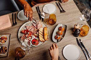 Peppers Waymouth Adelaide