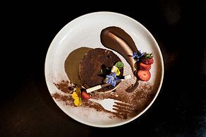 Peppers Waymouth Adelaide