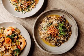 Peppers Waymouth Adelaide