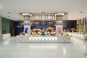 Dong Fang Hotel Guangzhou