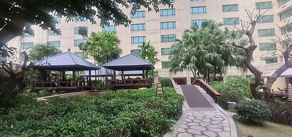 Dong Fang Hotel Guangzhou