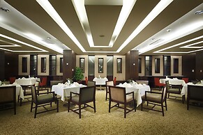 Dong Fang Hotel Guangzhou