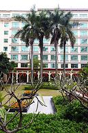 Dong Fang Hotel Guangzhou