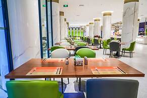 Dong Fang Hotel Guangzhou