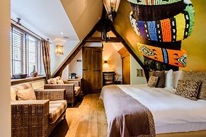 Luxury Vintage Hotel Villa Beukenhof