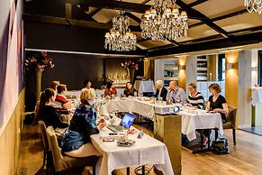 Luxury Vintage Hotel Villa Beukenhof