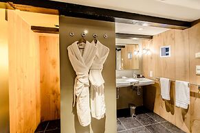 Luxury Vintage Hotel Villa Beukenhof