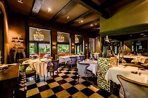 Luxury Vintage Hotel Villa Beukenhof
