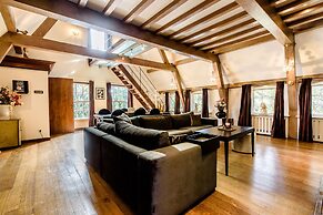 Luxury Vintage Hotel Villa Beukenhof