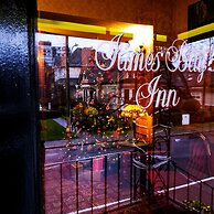 James Bay Inn Hotel & Suites