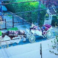 James Bay Inn Hotel & Suites