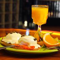 James Bay Inn Hotel & Suites