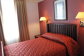 James Bay Inn Hotel & Suites