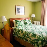 James Bay Inn Hotel & Suites