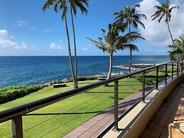 Whalers Cove Oceanfront Resort