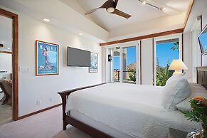 Whalers Cove Oceanfront Resort