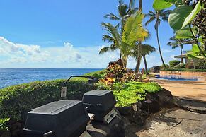 Whalers Cove Oceanfront Resort