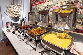 The Kendall Hotel at the Engine 7 Firehouse