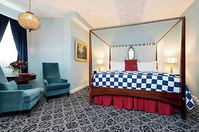 The Kendall Hotel at the Engine 7 Firehouse