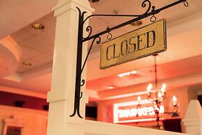 The Kendall Hotel at the Engine 7 Firehouse