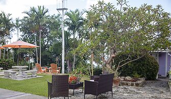 Orange Hill Beach Inn