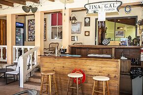 Orange Hill Beach Inn