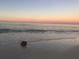 Orange Hill Beach Inn