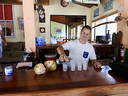 Orange Hill Beach Inn