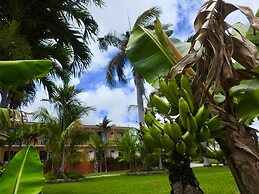 Orange Hill Beach Inn