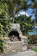 Orange Hill Beach Inn