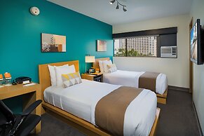 Vive Hotel Waikiki